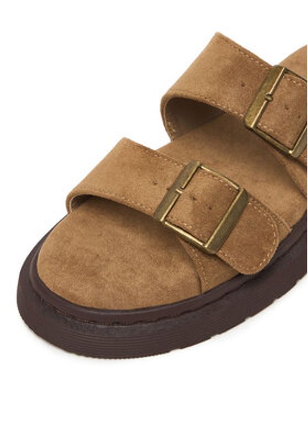 DeeZee Klapki CEO-HY7010-1 Beżowy. Kolor: beżowy. Materiał: materiał