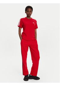 Adidas - adidas T-Shirt 3-Stripes IR8050 Czerwony Regular Fit. Kolor: czerwony. Materiał: bawełna #2