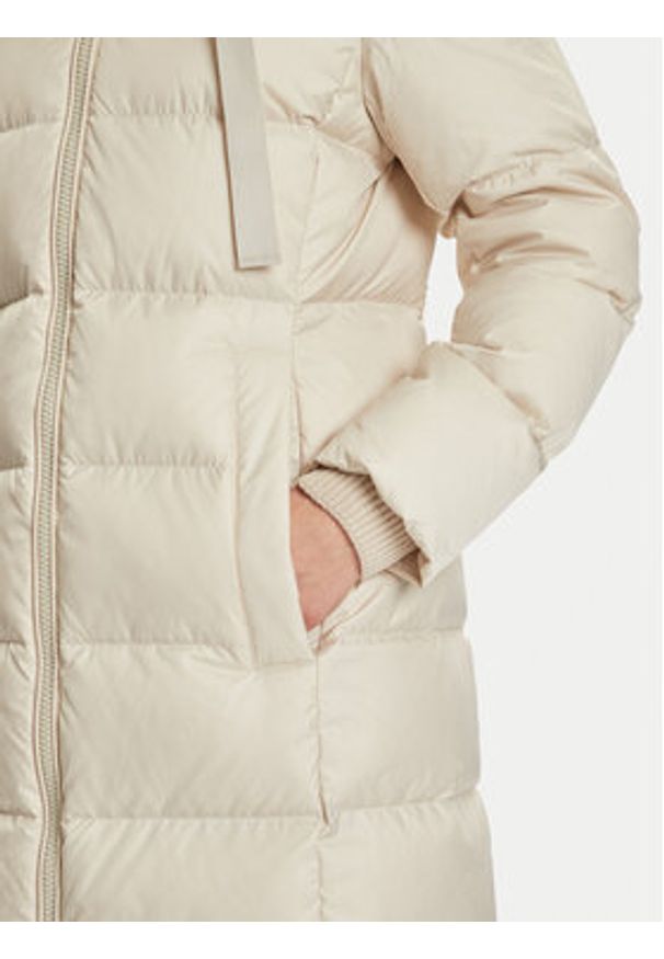 Marc O'Polo Kurtka puchowa 509 0329 71095 Beżowy Regular Fit. Typ kołnierza: polo. Kolor: beżowy. Materiał: syntetyk. Sezon: zima