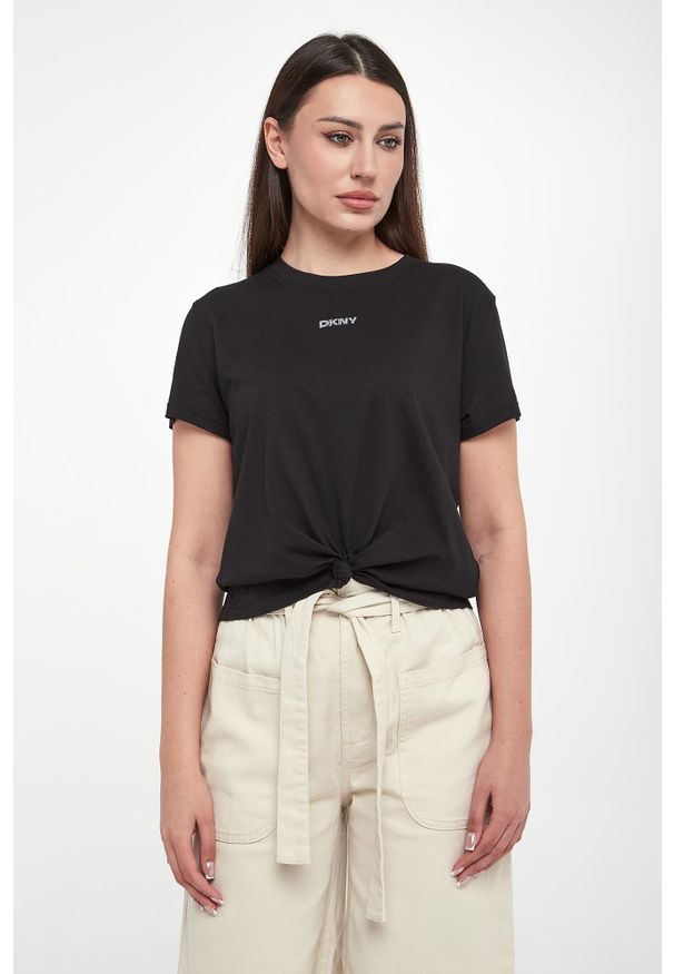 T-shirt damski DKNY SPORT. Styl: sportowy