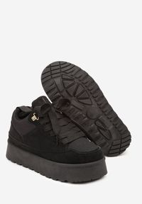 Born2be - Czarne Sznurowane Sneakersy Śniegowce na Grubej Podeszwie Vamitte. Okazja: na co dzień, na spacer. Kolor: czarny. Materiał: jeans, futro. Sport: turystyka piesza #4