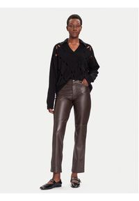 Liu Jo Sweter MF5038 MS009 Czarny Regular Fit. Kolor: czarny. Materiał: wełna