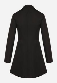 Born2be - Czarna Taliowana Sukienka o Rozkloszowanym Dole Virvesa. Okazja: na co dzień. Kolor: czarny. Styl: casual, elegancki #4