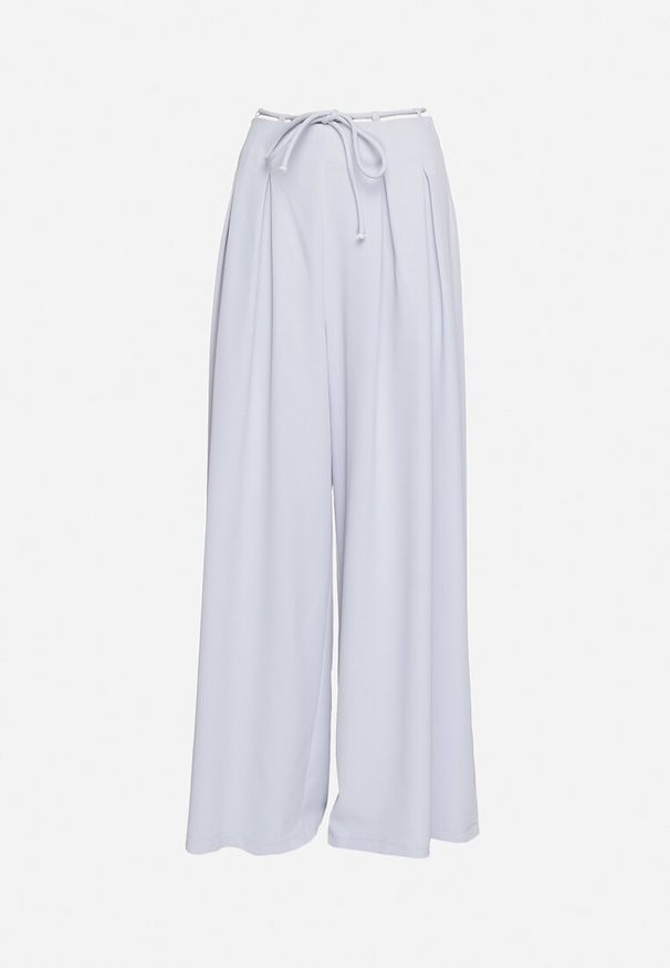 Born2be - Jasnoniebieskie Spodnie z Wysokim Stanem i Szerokimi Nogawkami Wiązane w Pasie Vikonni. Okazja: na co dzień, do pracy, na spotkanie biznesowe. Stan: podwyższony. Kolor: niebieski. Styl: klasyczny, casual, biznesowy, elegancki