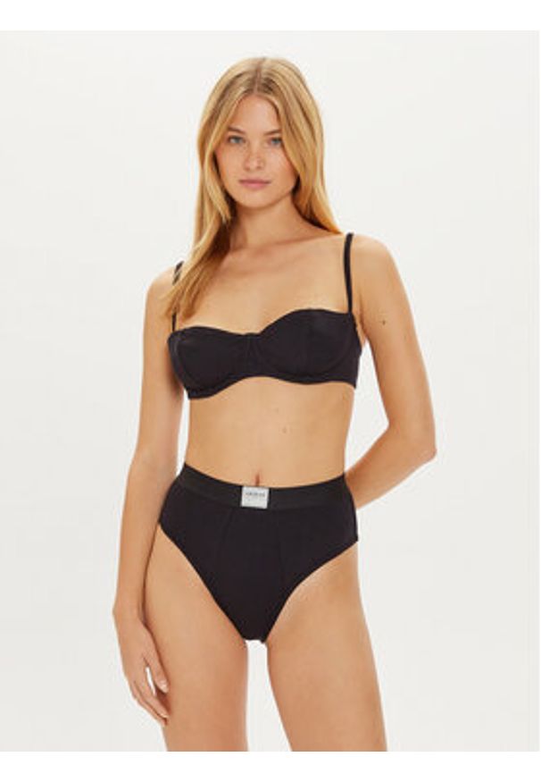 Guess Biustonosz bardotka O4BC16 KCDA2 Czarny. Kolor: czarny