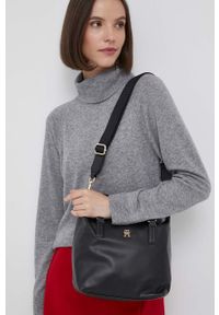 TOMMY HILFIGER - Tommy Hilfiger torebka kolor czarny. Kolor: czarny. Rodzaj torebki: na ramię #8