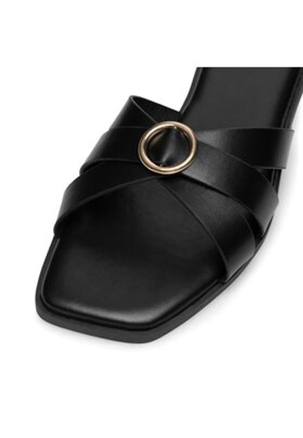 DeeZee Klapki KLE1004-109 Czarny. Kolor: czarny. Materiał: syntetyk