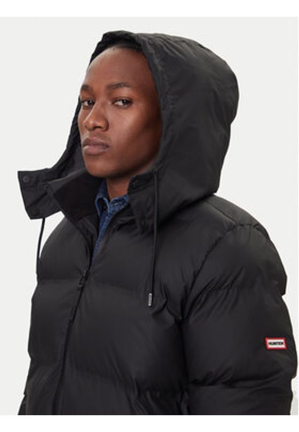 Hunter Kurtka zimowa Bretton HARM0023252 Czarny Regular Fit. Kolor: czarny. Materiał: syntetyk. Sezon: zima