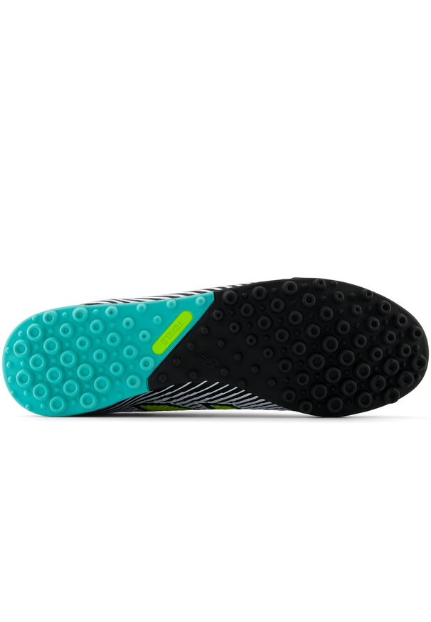 Turfy męskie New Balance TEKELA MAGIQUE TF V4+ ST3TH45 – białe. Okazja: na co dzień. Kolor: biały. Materiał: materiał, syntetyk, guma. Szerokość cholewki: normalna. Sezon: zima. Sport: fitness