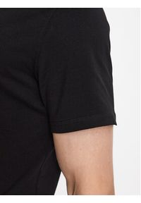 Guess T-Shirt M3YI27 J1314 Czarny Slim Fit. Kolor: czarny. Materiał: bawełna