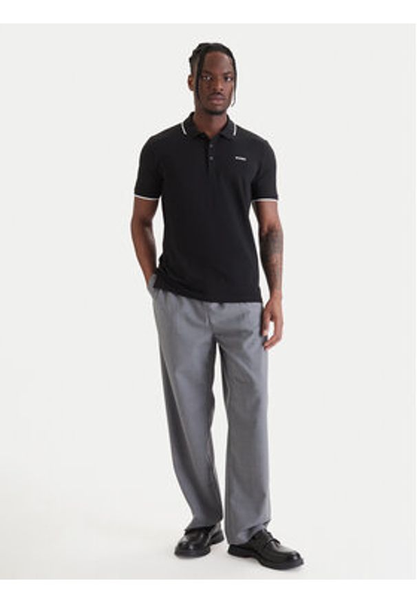Hugo - HUGO Polo Dinoso222 50467344 Czarny Slim Fit. Typ kołnierza: polo. Kolor: czarny. Materiał: bawełna