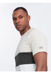 Ombre Clothing - T-shirt męski trójkolorowy w szerokie pasy - kremowo-biały V2 OM-TSCT-0152 - XXL. Okazja: na co dzień. Kolor: biały. Materiał: bawełna, materiał. Wzór: aplikacja. Styl: casual #2