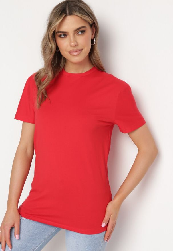 Born2be - Czerwona Koszulka Bawełniana o Klasycznym Kroju Xloette. Okazja: na co dzień, na spacer. Kolor: czerwony. Materiał: bawełna. Styl: klasyczny