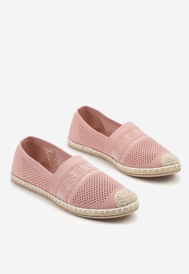 Renee - Różowe Płaskie Espadryle z Ozdobną Perforacją Weorlisa. Kolor: różowy. Sezon: lato. Styl: elegancki