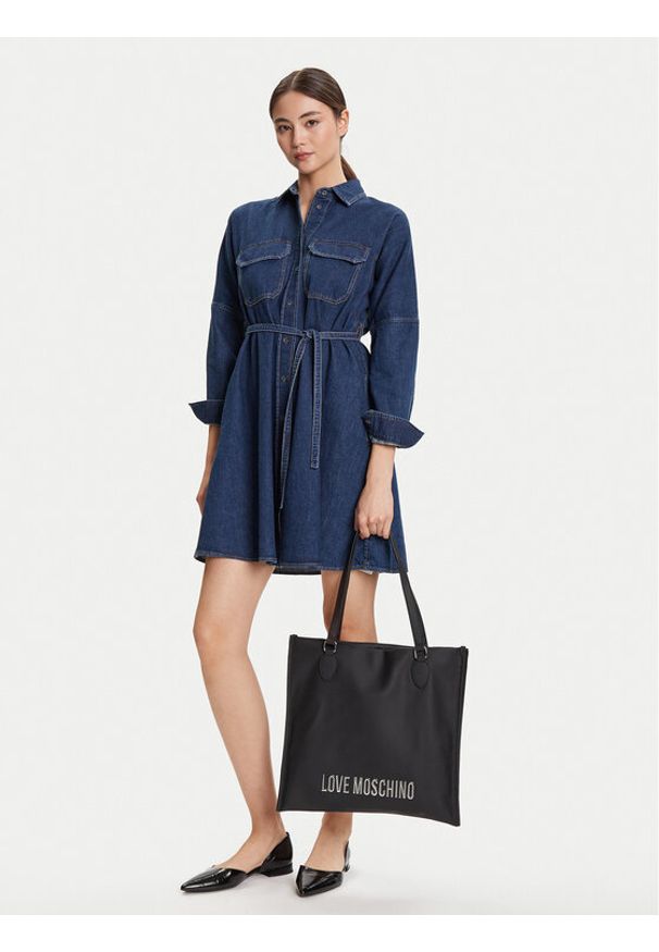 Love Moschino - LOVE MOSCHINO Torebka JC4020PP1NKD000B Czarny. Kolor: czarny. Materiał: skórzane
