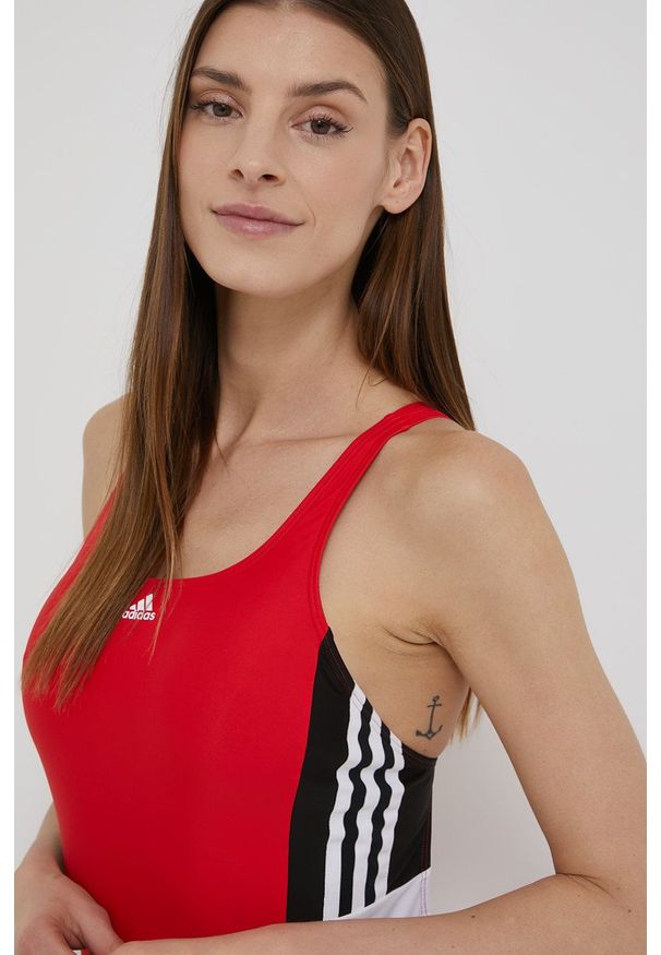 adidas Performance strój kąpielowy 3S CB kolor czerwony miękka miseczka. Kolor: czerwony. Materiał: materiał, dzianina. Wzór: ze splotem