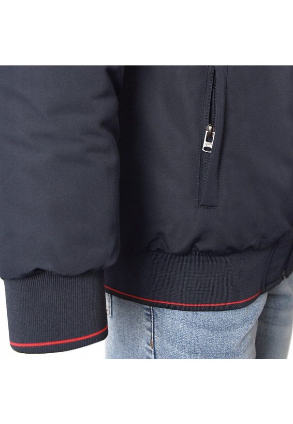 Ocieplona Zimowa Kurtka z Wysokim Kołnierzem - Pako Jeans - Granatowa. Kolor: niebieski. Materiał: tkanina, poliester. Sezon: zima