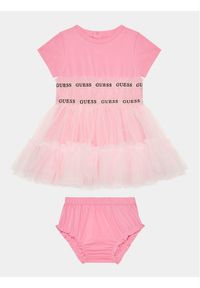Guess Sukienka codzienna A4RK11 K6YW0 Różowy Regular Fit. Kolor: różowy. Materiał: bawełna