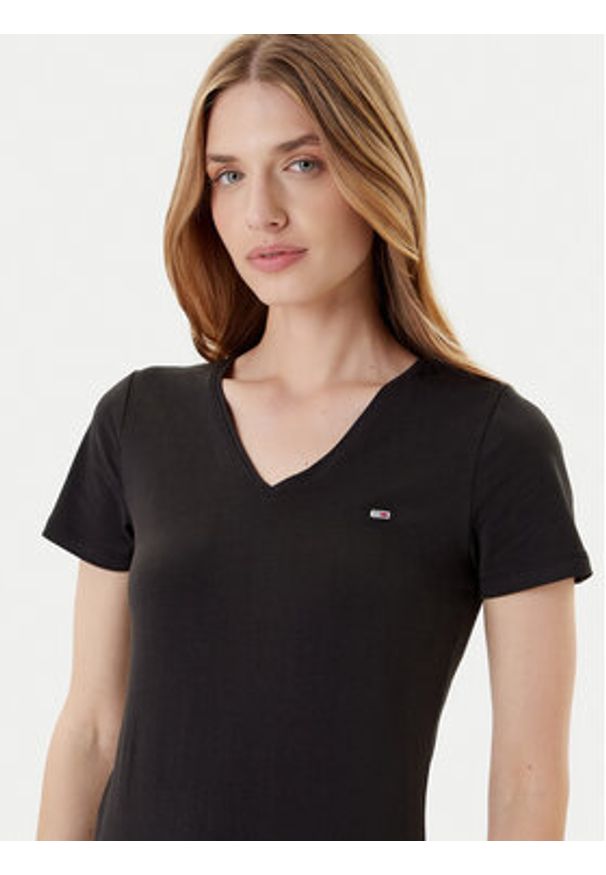 Tommy Jeans T-Shirt Tjw Skinny Stretch DW0DW09197 Czarny Slim Fit. Kolor: czarny. Materiał: bawełna