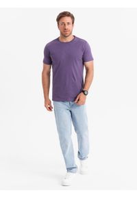 Ombre Clothing - Męski klasyczny bawełniany T-shirt BASIC - fioletowy V13 OM-TSBS-0146 - XXL. Okazja: na co dzień. Kolor: fioletowy. Materiał: bawełna. Styl: klasyczny #7