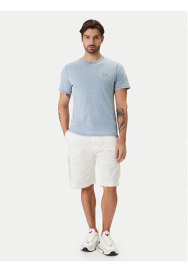 Guess Jeans T-Shirt M6GI55 KCTG1 Niebieski Slim Fit. Kolor: niebieski. Materiał: bawełna