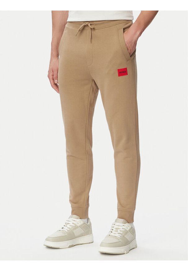 Hugo - HUGO Spodnie dresowe Doak212 50447963 Czarny Regular Fit. Kolor: czarny. Materiał: bawełna