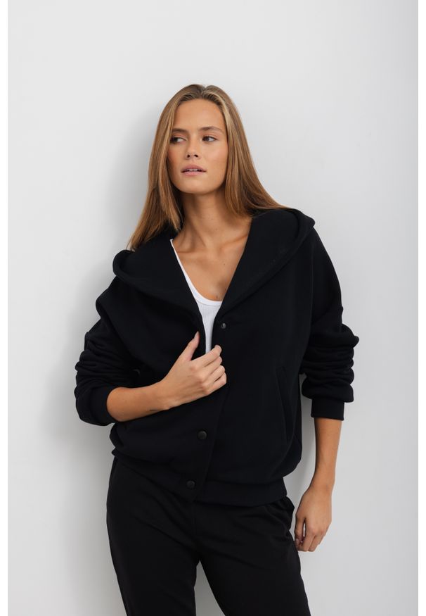 BLUZA LOREN CZARNA L - Flawless. Kolor: czarny. Materiał: bawełna. Styl: sportowy