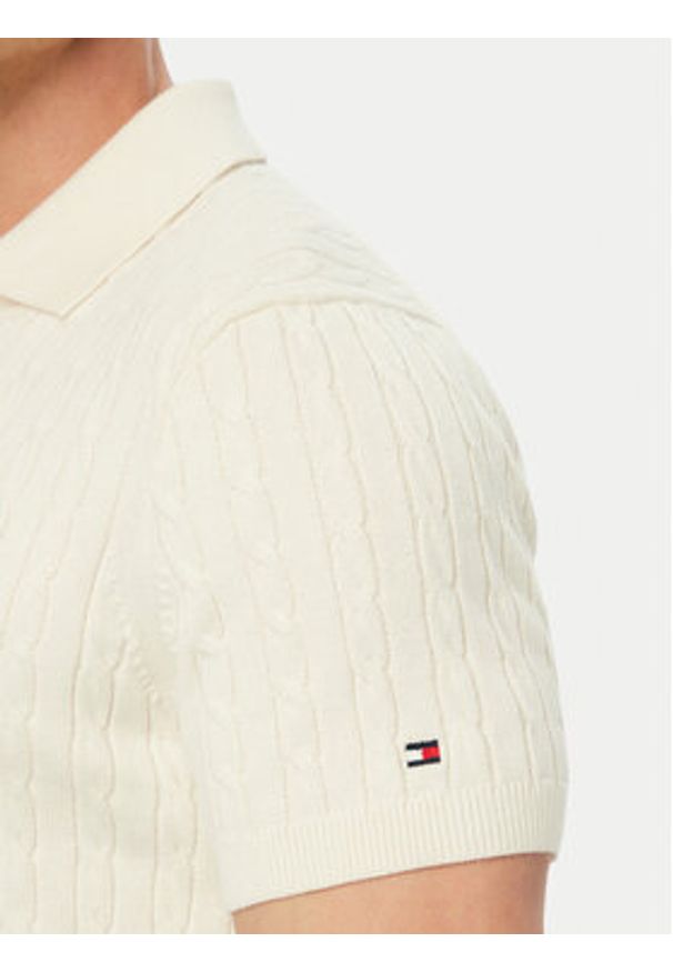 TOMMY HILFIGER - Tommy Hilfiger Polo MW0MW42788 Kremowy Regular Fit. Typ kołnierza: polo. Kolor: kremowy. Materiał: bawełna
