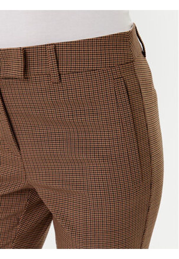 Marella Chinosy Opaco 2523136101 Brązowy Slim Fit. Kolor: brązowy. Materiał: syntetyk