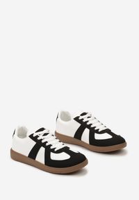 Renee - Czarno-Białe Sznurowane Sneakersy na Brązowej Podeszwie z Przeszyciami Assetnima. Kolor: czarny #4