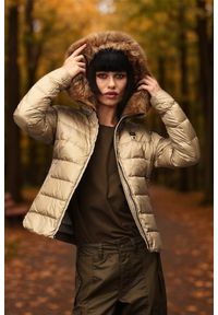 Blauer USA - BLAUER Beżowa damska kurtka Arcadia Short Jackets, Rozmiar S. Kolor: beżowy. Materiał: poliamid, futro
