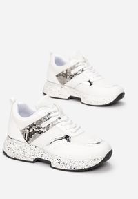 Born2be - Białe Sneakersy Liriye. Zapięcie: pasek. Kolor: biały. Materiał: materiał, skóra. Wzór: aplikacja #3