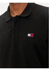 Tommy Jeans Polo Badge DM0DM18314 Czarny Regular Fit. Typ kołnierza: polo. Kolor: czarny. Materiał: bawełna #3