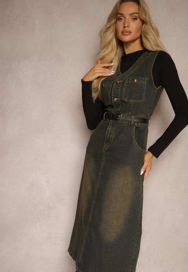 Renee - Granatowa Jeansowa Sukienka z Paskiem z Ekoskóry i Rozcięciem Zapinana na Suwak Samicella. Kolor: niebieski. Materiał: jeans