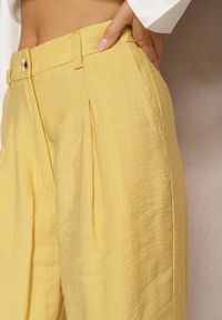 Renee - Żółte Szerokie Spodnie Palazzo High Waist Neridana. Stan: podwyższony. Kolor: żółty. Materiał: materiał. Styl: elegancki #4