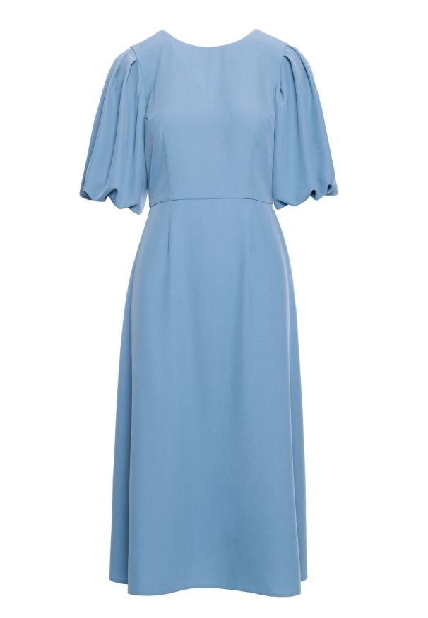 Stylove - Elegancka sukienka koktajlowa z bufiastymi rękawami błękitna. Okazja: na ślub cywilny, na imprezę, na wesele. Kolor: niebieski. Materiał: materiał, elastan. Długość rękawa: krótki rękaw. Sezon: lato. Typ sukienki: rozkloszowane. Styl: wizytowy, elegancki. Długość: midi