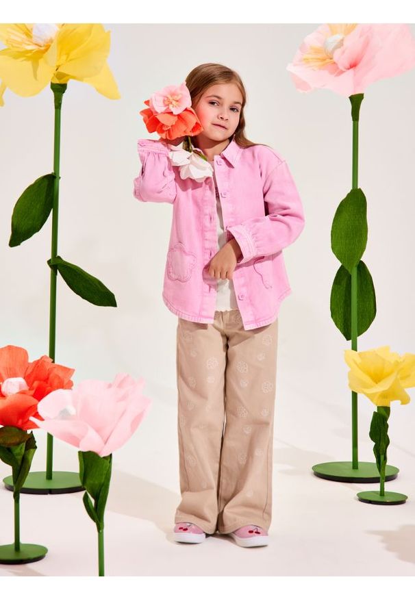 Sinsay - Kurtka jeansowa - różowy. Kolor: różowy. Materiał: jeans