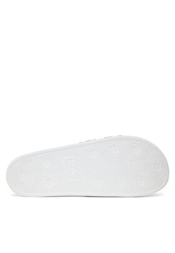 EA7 Emporio Armani Klapki 7X000109 AF15125 FC079 Czarny. Kolor: czarny