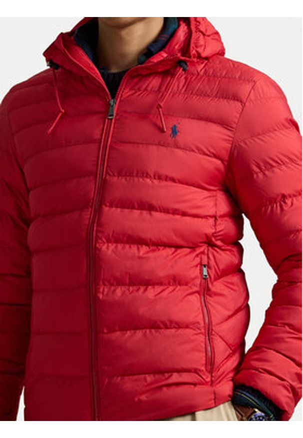 Polo Ralph Lauren Kurtka przejściowa 710955869003 Czerwony Regular Fit. Typ kołnierza: polo. Kolor: czerwony. Materiał: syntetyk