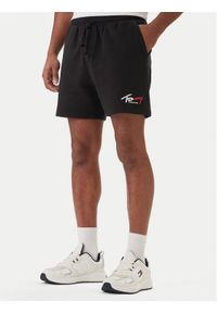 Tommy Jeans Szorty sportowe Signature DM0DM23017 Czarny Regular Fit. Kolor: czarny. Materiał: bawełna. Styl: sportowy #1