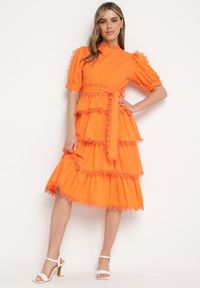 Born2be - Pomarańczowa Sukienka Thellis. Kolor: pomarańczowy. Materiał: materiał, tkanina, koronka. Długość rękawa: krótki rękaw. Wzór: gładki. Styl: elegancki. Długość: midi #2