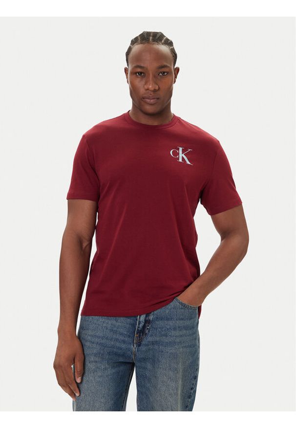 Calvin Klein Jeans T-Shirt 30s Chest Logo LV04RD865G Czerwony Regular Fit. Kolor: czerwony. Materiał: bawełna