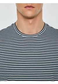 Big-Star - Koszulka męska w paski granatowa Garri 403. Okazja: na co dzień. Kolor: niebieski. Materiał: bawełna, dzianina. Wzór: paski. Styl: klasyczny, casual #6