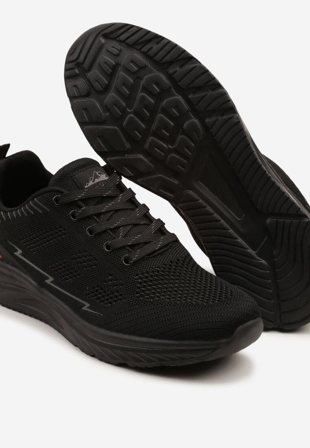 Born2be - Czarne Buty Sportowe Sneakersy z Perforacją Ziraline. Okazja: na co dzień. Kolor: czarny. Szerokość cholewki: normalna