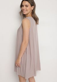 Born2be - Jasnoszara Rozkloszowana Sukienka z Bawełny z Ozdobnymi Guzikami Folusae. Okazja: na co dzień. Typ kołnierza: dekolt w serek. Kolor: szary. Materiał: bawełna. Sezon: wiosna, lato. Typ sukienki: proste. Styl: klasyczny, casual, elegancki #7