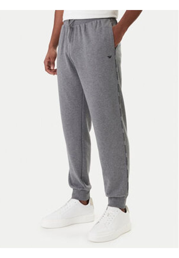 Emporio Armani Underwear Dres EM001385 AF18887 O8027 Szary Regular Fit. Kolor: szary. Materiał: bawełna