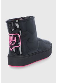 Chiara Ferragni Śniegowce Ankle Boot kolor czarny. Nosek buta: okrągły. Kolor: czarny. Materiał: guma