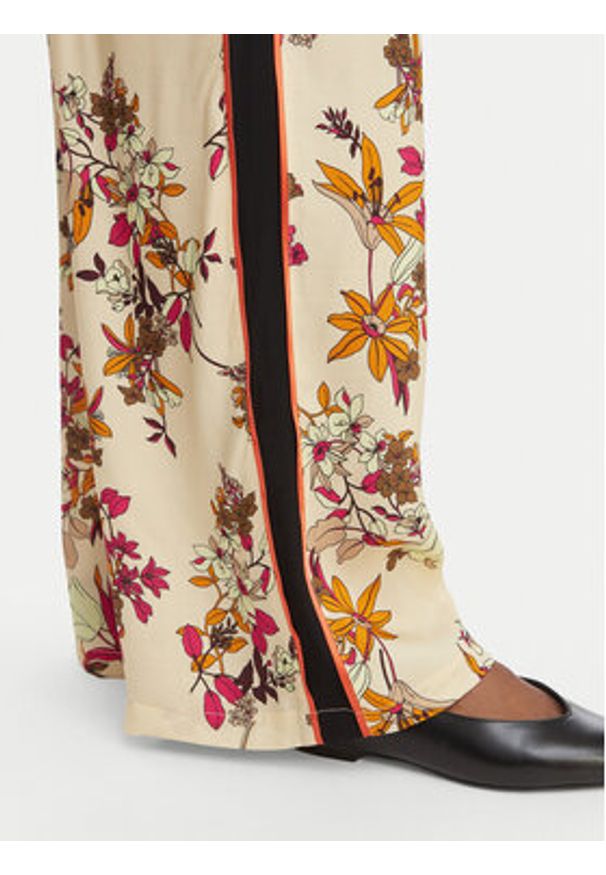 SIMONA CORSELLINI - Simona Corsellini Spodnie materiałowe P26CPPA02001 Kolorowy Regular Fit. Materiał: wiskoza. Wzór: kolorowy