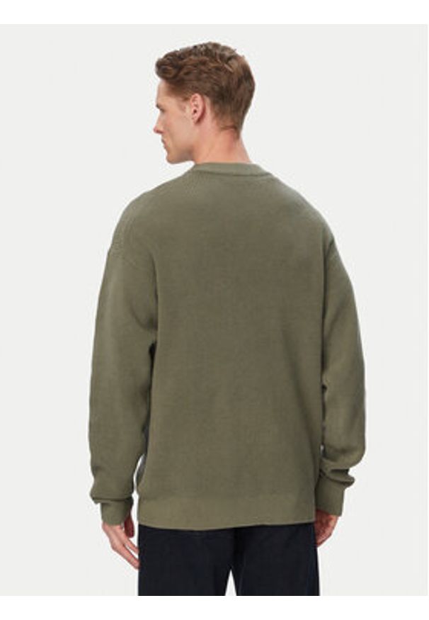 Calvin Klein Jeans Sweter LV04RD313G Zielony ciemny Regular Fit. Kolor: zielony. Materiał: bawełna