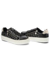 Czarne Sneakersy Tamaris Modne Buty Damskie. Okazja: na co dzień, na spacer. Zapięcie: sznurówki. Kolor: czarny. Materiał: jeans, lakier, skóra ekologiczna, materiał. Szerokość cholewki: normalna. Wzór: geometria, aplikacja, nadruk. Sport: turystyka piesza #4